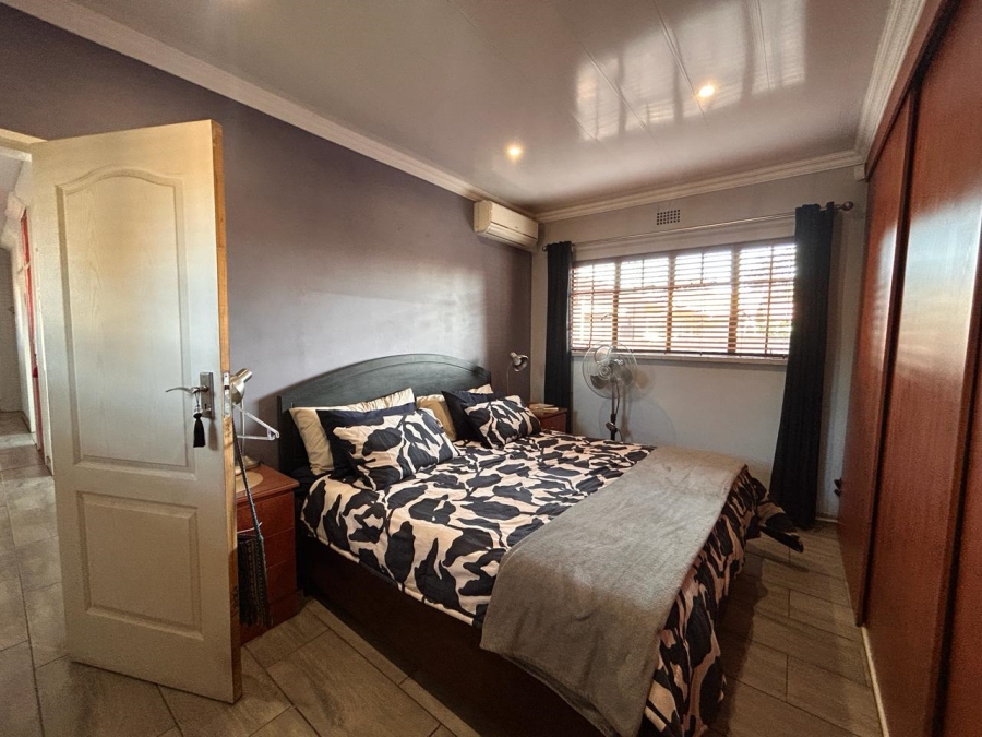 3 Bedroom Property for Sale in Vanderbijlpark CW 5 Gauteng