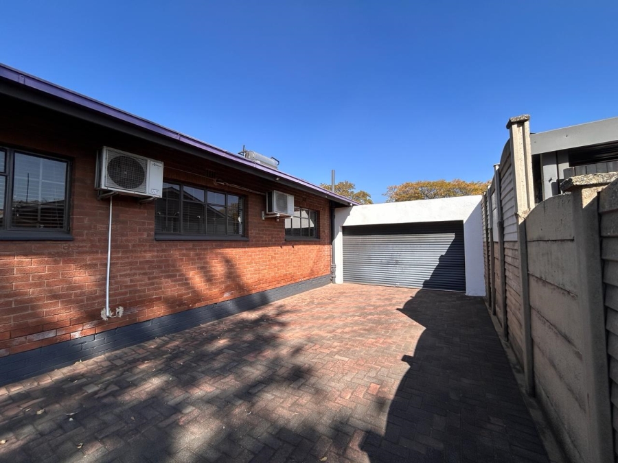 3 Bedroom Property for Sale in Vanderbijlpark CW 5 Gauteng