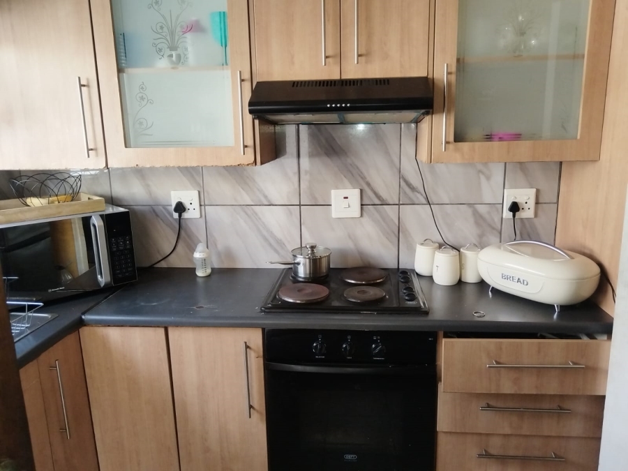 3 Bedroom Property for Sale in Golden Gardens Gauteng