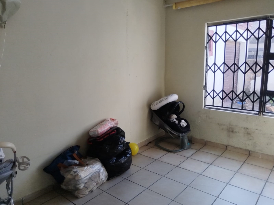 3 Bedroom Property for Sale in Golden Gardens Gauteng
