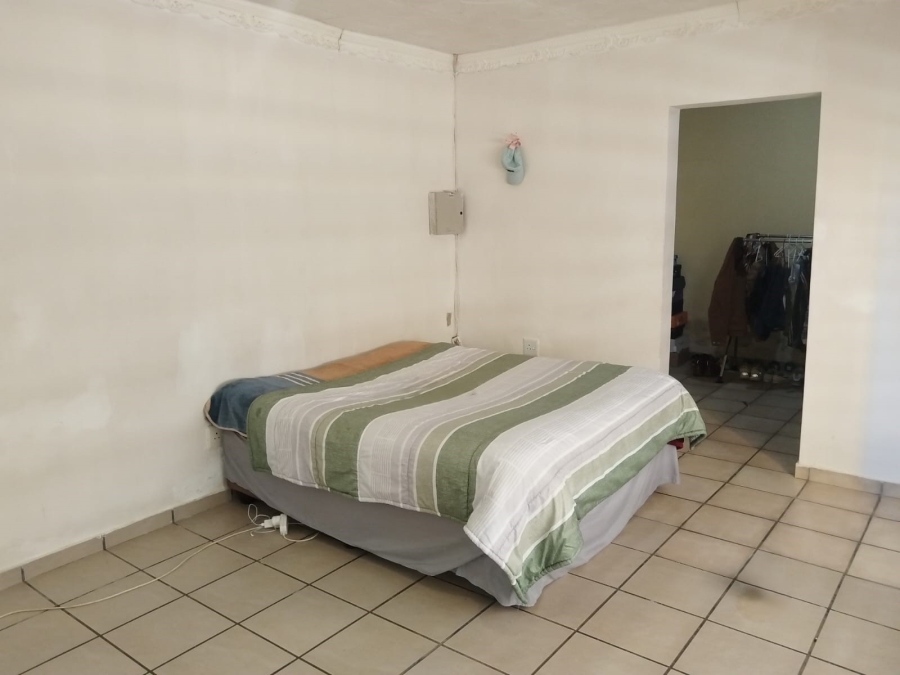 3 Bedroom Property for Sale in Golden Gardens Gauteng