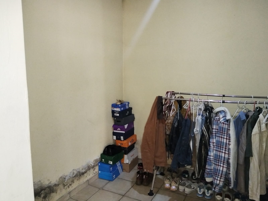 3 Bedroom Property for Sale in Golden Gardens Gauteng