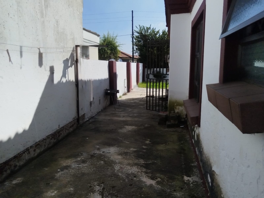 3 Bedroom Property for Sale in Golden Gardens Gauteng