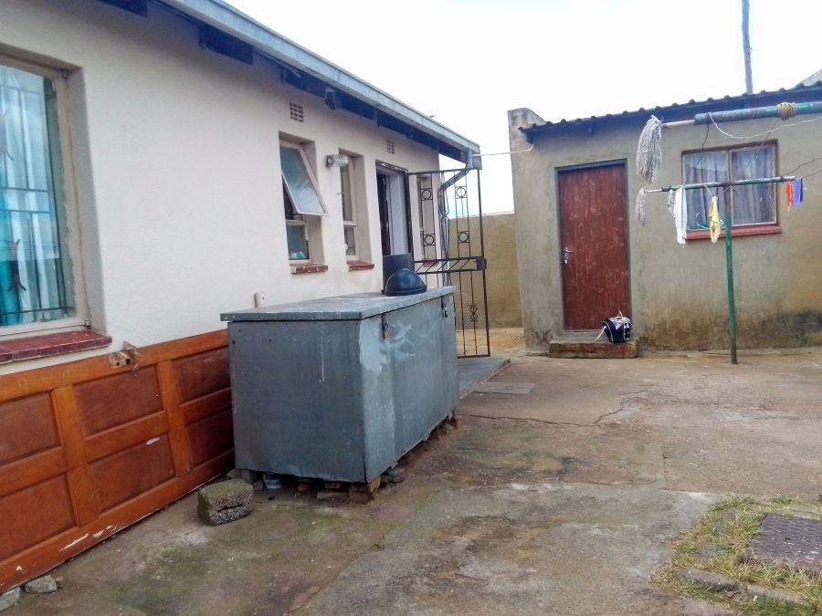 2 Bedroom Property for Sale in Kagiso Gauteng
