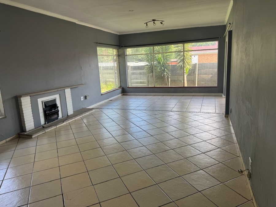 To Let 3 Bedroom Property for Rent in Brenthurst Gauteng