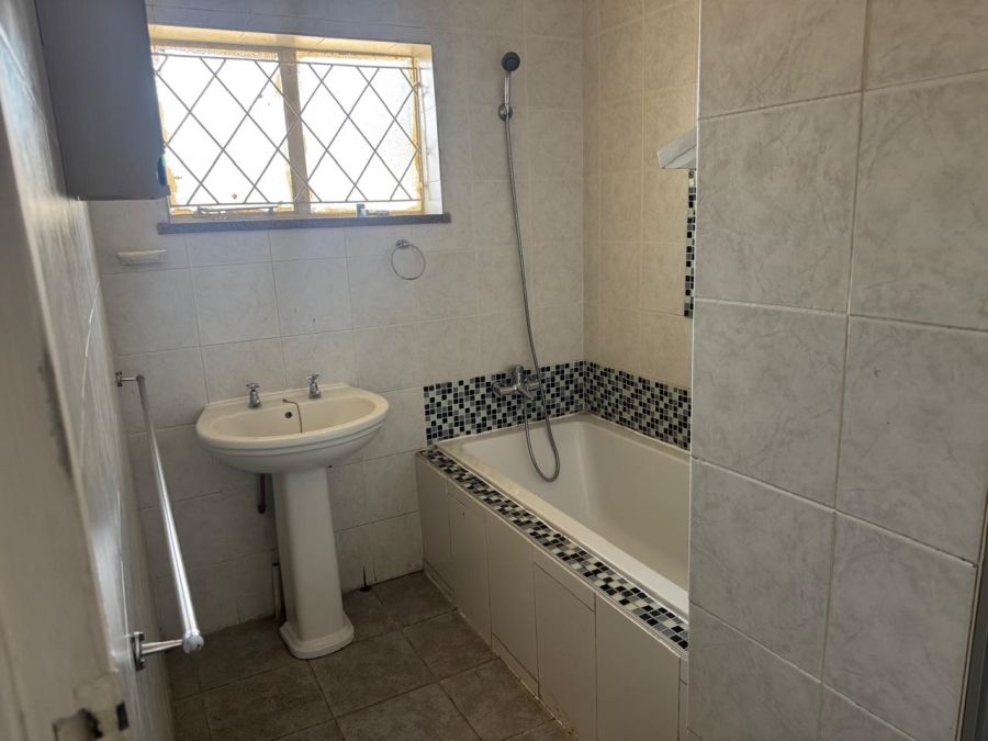 To Let 3 Bedroom Property for Rent in Brenthurst Gauteng