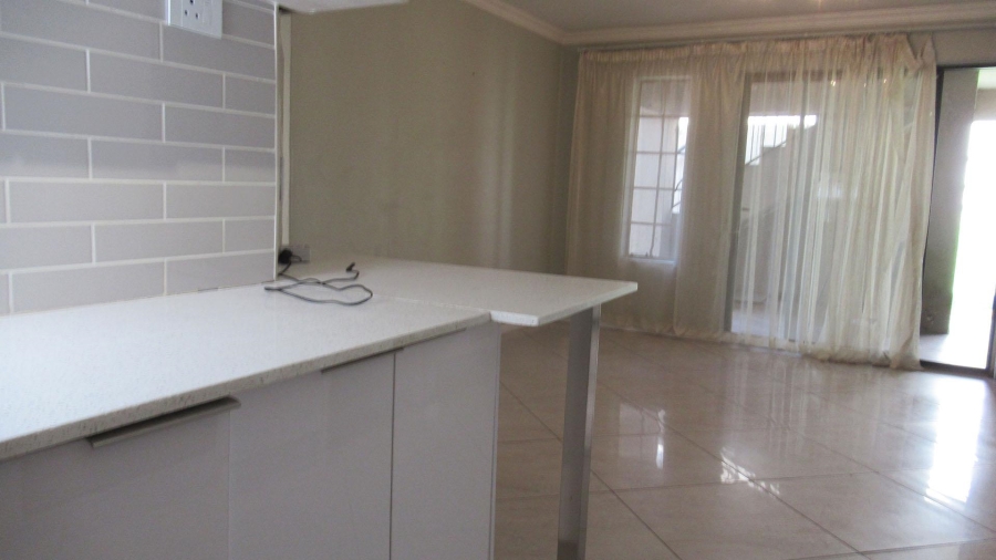 2 Bedroom Property for Sale in Elandspark Gauteng