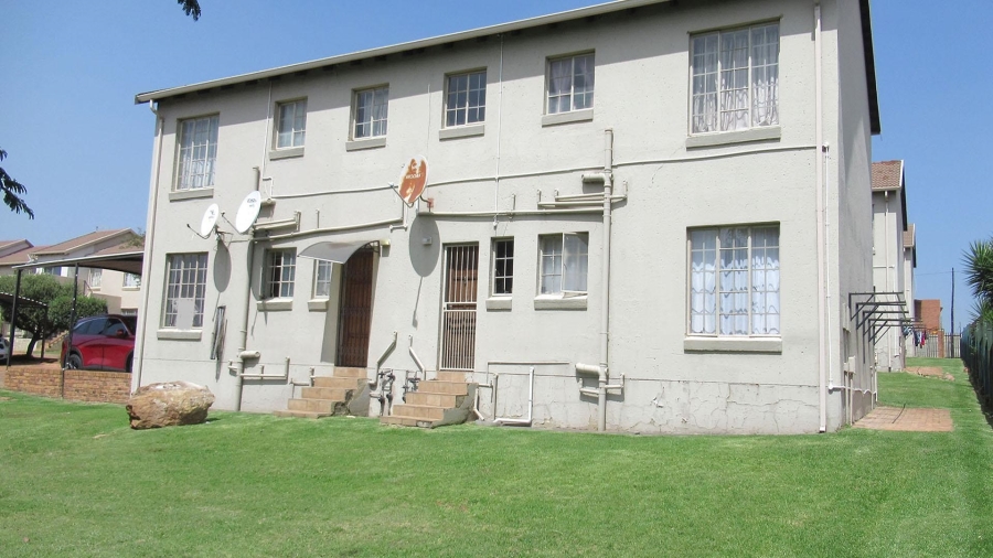 2 Bedroom Property for Sale in Elandspark Gauteng