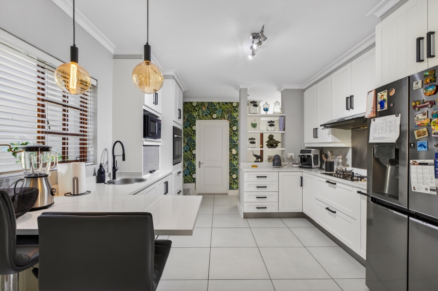 4 Bedroom Property for Sale in Bryanston Gauteng