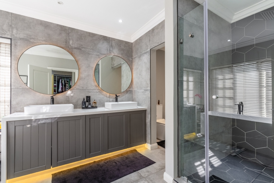 4 Bedroom Property for Sale in Bryanston Gauteng