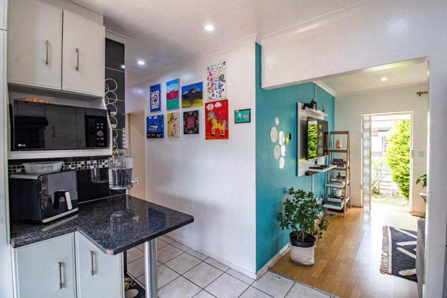 3 Bedroom Property for Sale in Ridgeway Gauteng