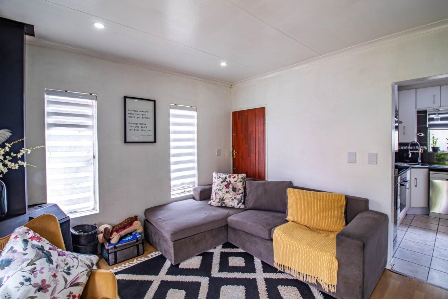 3 Bedroom Property for Sale in Ridgeway Gauteng