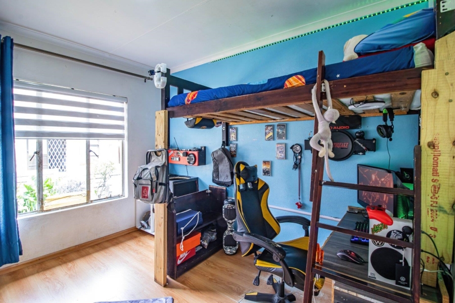 3 Bedroom Property for Sale in Ridgeway Gauteng