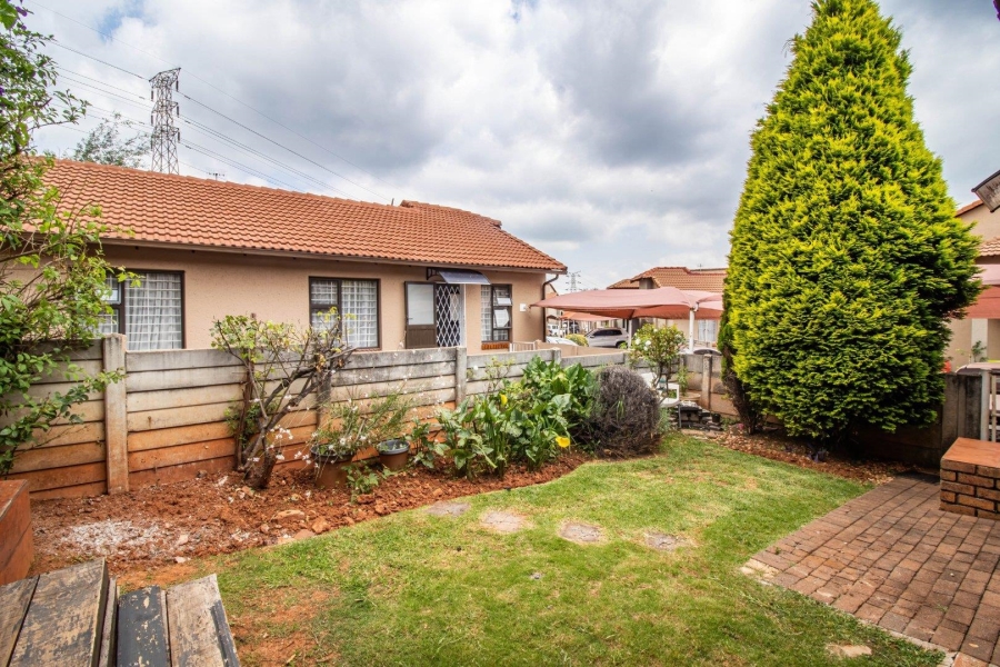 3 Bedroom Property for Sale in Ridgeway Gauteng