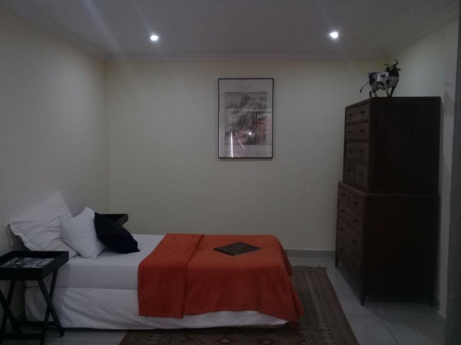 To Let 2 Bedroom Property for Rent in Linden Gauteng