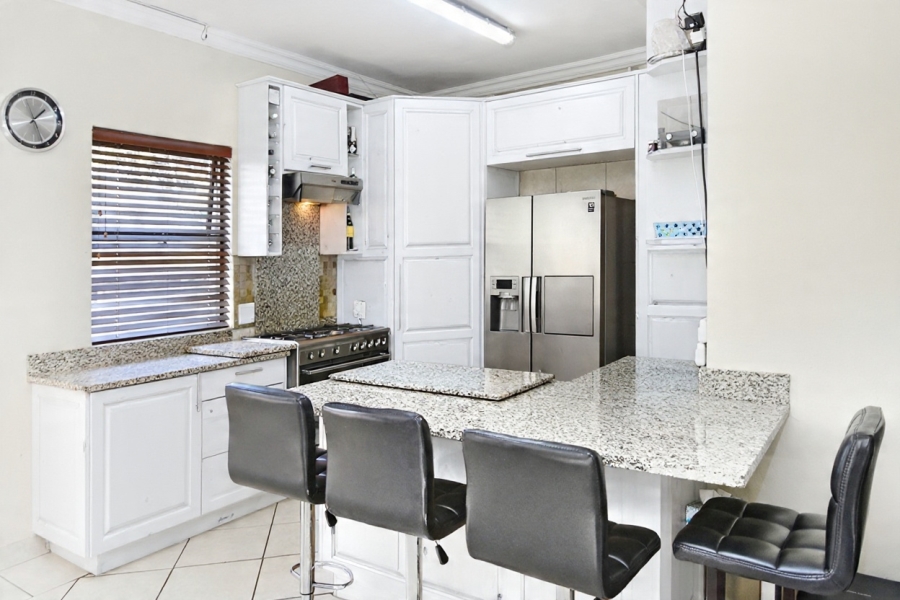 3 Bedroom Property for Sale in Montecello Estate Gauteng