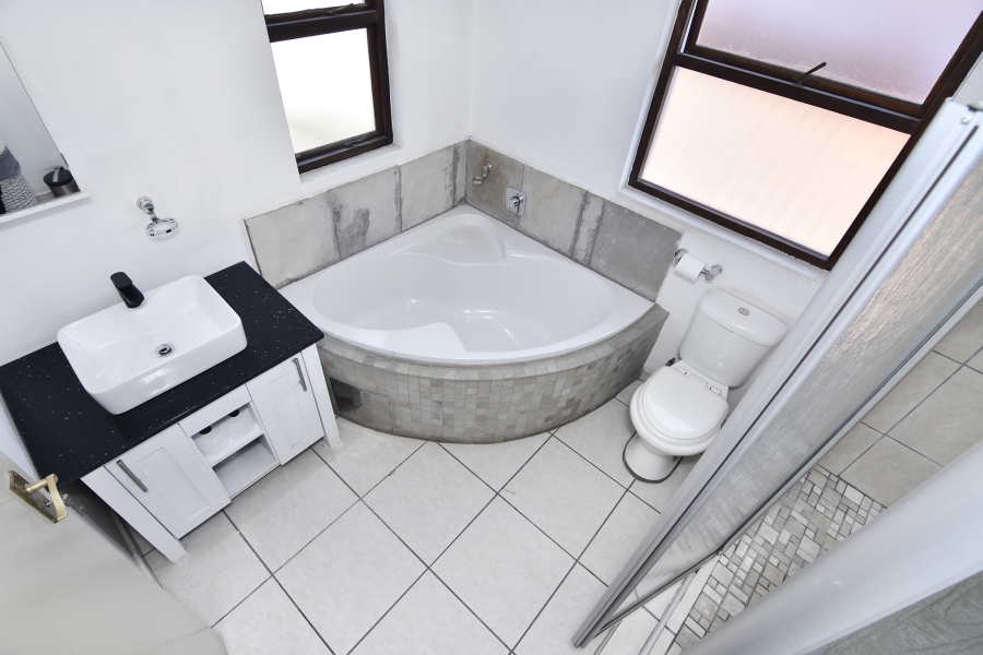 3 Bedroom Property for Sale in Montecello Estate Gauteng