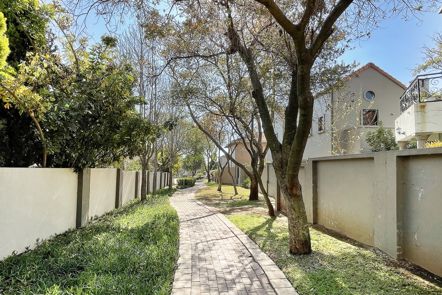 3 Bedroom Property for Sale in Montecello Estate Gauteng