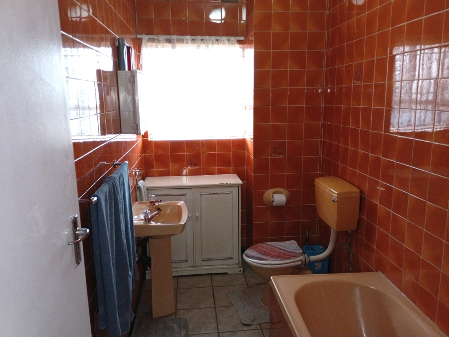2 Bedroom Property for Sale in Albemarle Gauteng