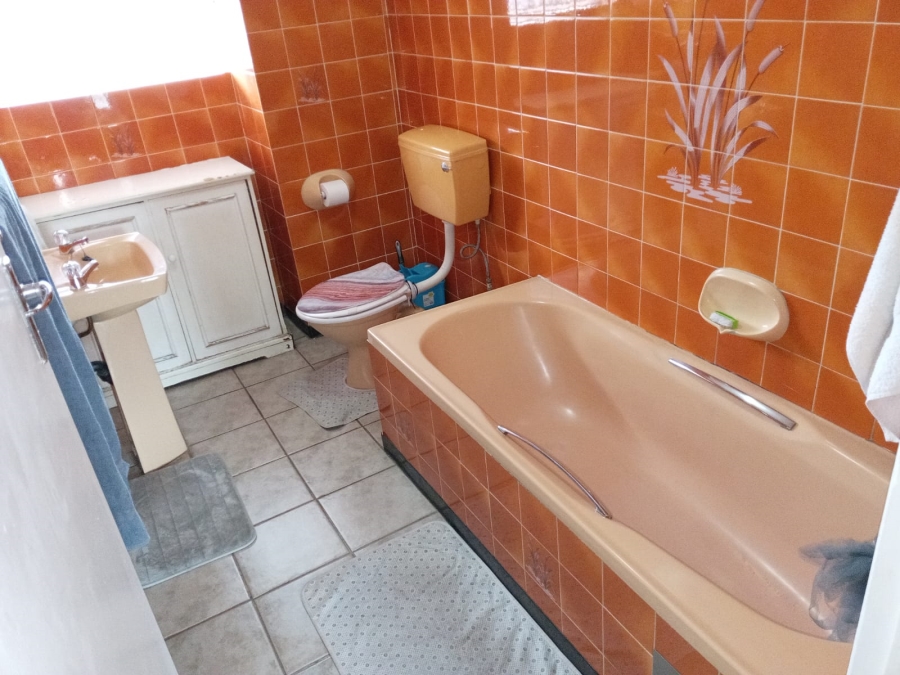 2 Bedroom Property for Sale in Albemarle Gauteng