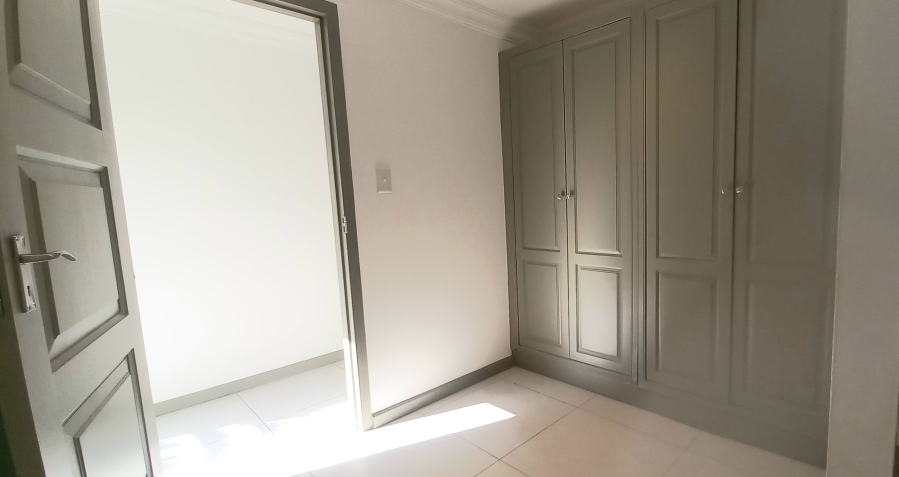 To Let 2 Bedroom Property for Rent in Ferndale Gauteng