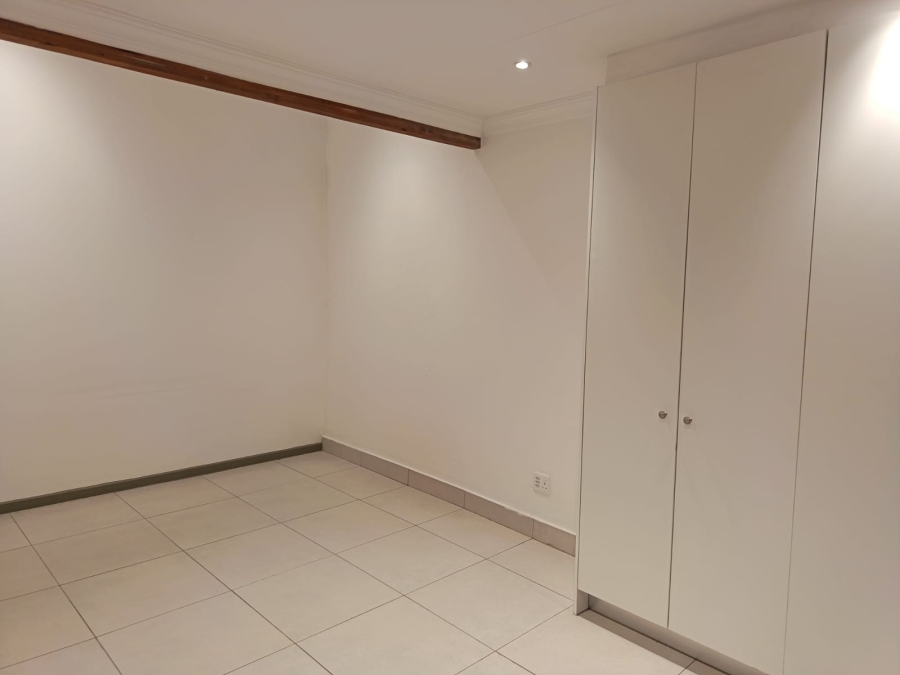 To Let 2 Bedroom Property for Rent in Ferndale Gauteng
