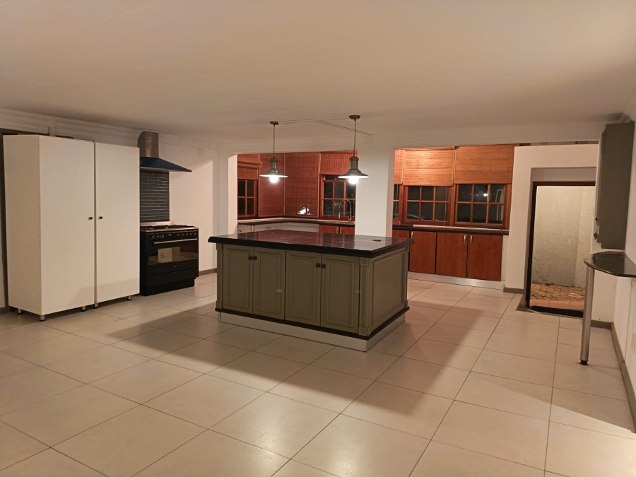 To Let 2 Bedroom Property for Rent in Ferndale Gauteng