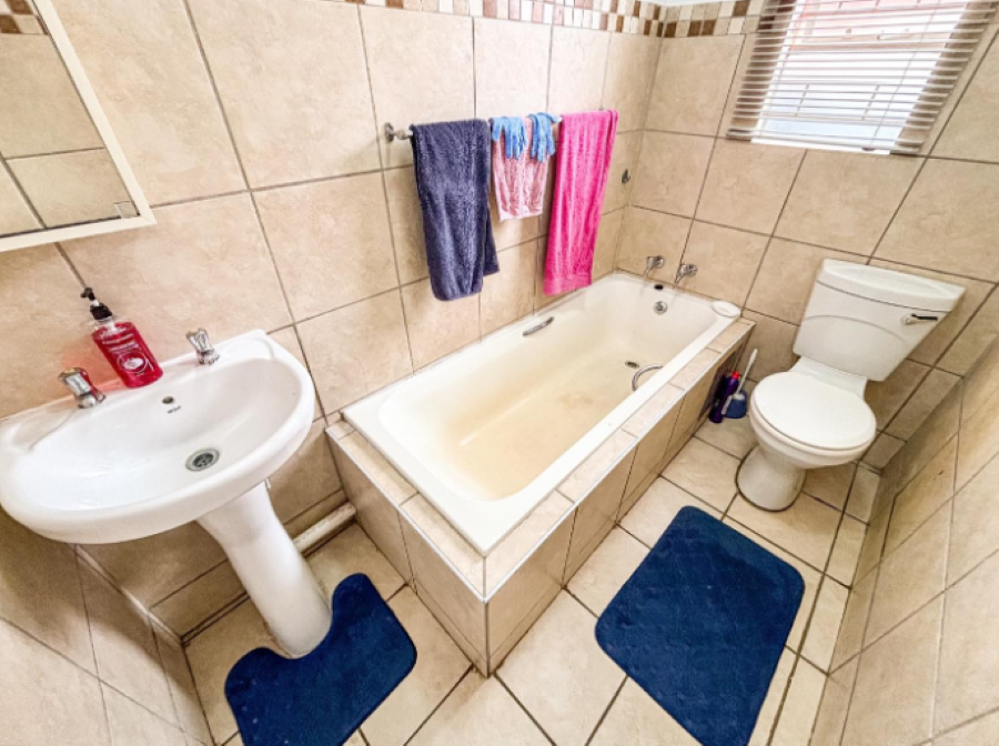 3 Bedroom Property for Sale in Leopard