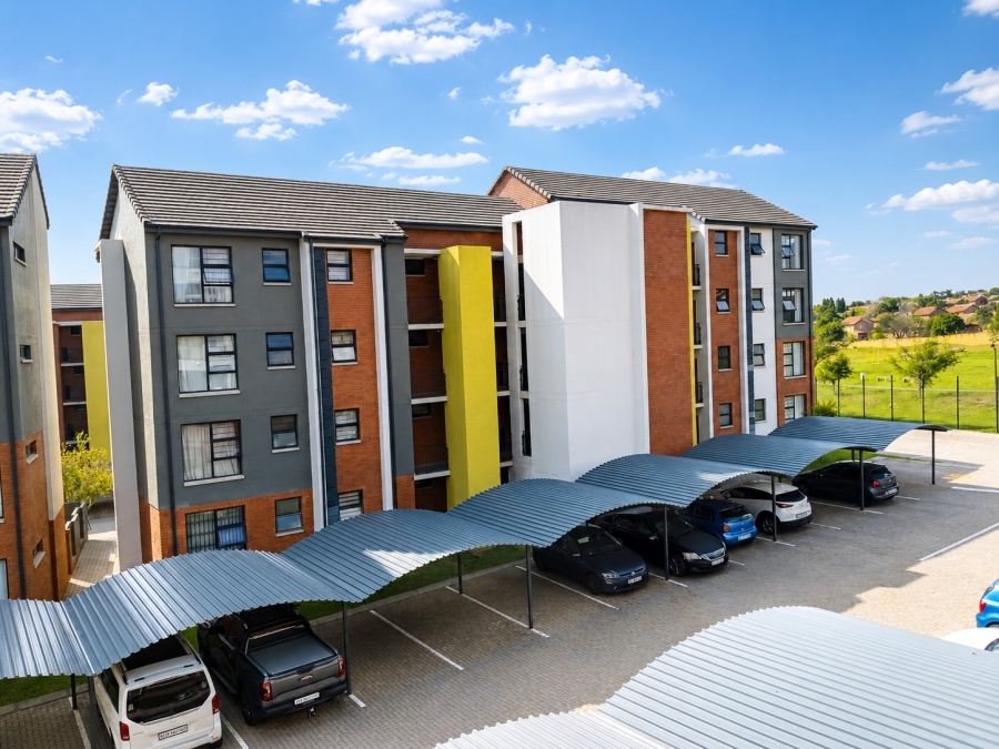 2 Bedroom Property for Sale in Amberfield Gauteng