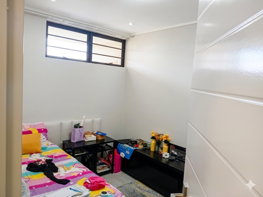 2 Bedroom Property for Sale in Amberfield Gauteng