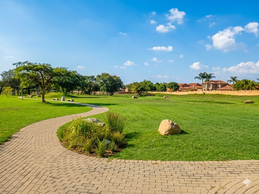 2 Bedroom Property for Sale in Amberfield Gauteng