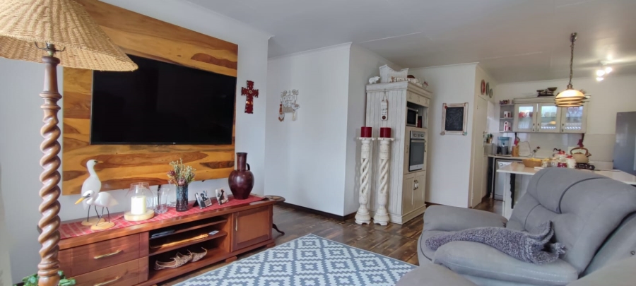 3 Bedroom Property for Sale in Rooihuiskraal North Gauteng