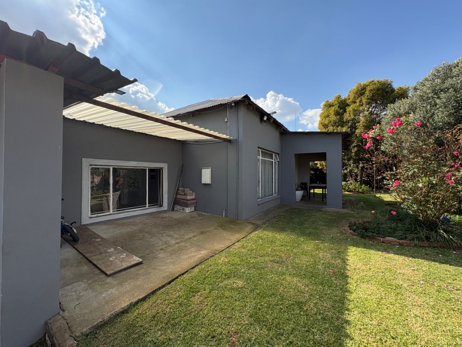 3 Bedroom Property for Sale in Brakpan Central Gauteng