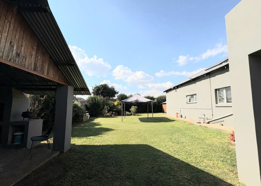 3 Bedroom Property for Sale in Brakpan Central Gauteng