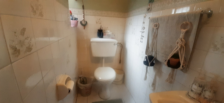 2 Bedroom Property for Sale in Birchleigh Gauteng