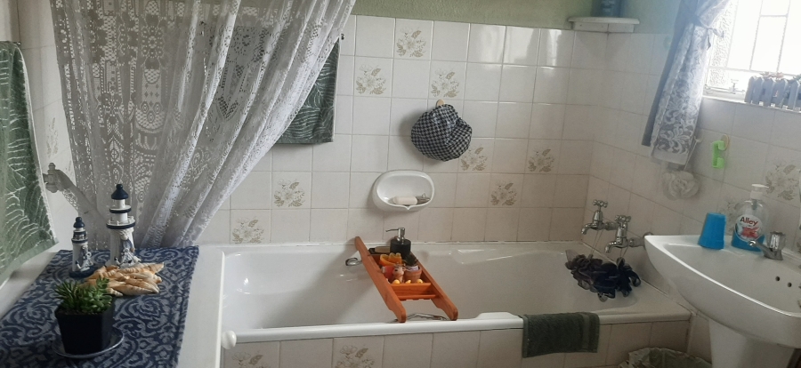 2 Bedroom Property for Sale in Birchleigh Gauteng