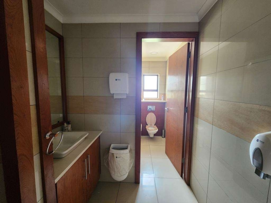 Commercial Property for Sale in Rhodesfield Gauteng