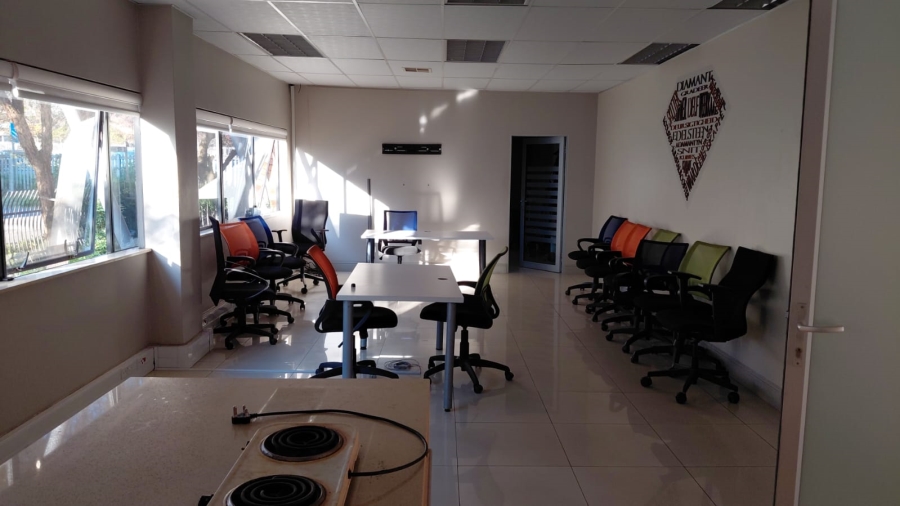 Commercial Property for Sale in Rhodesfield Gauteng