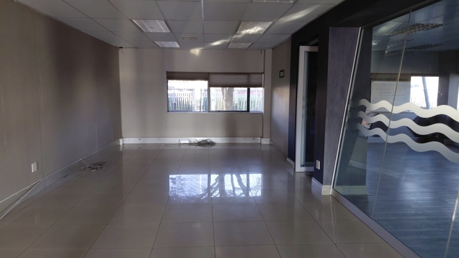 Commercial Property for Sale in Rhodesfield Gauteng