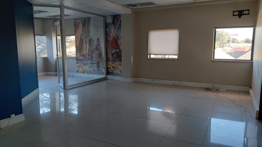Commercial Property for Sale in Rhodesfield Gauteng