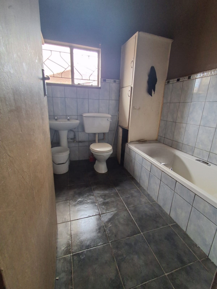 5 Bedroom Property for Sale in Vereeniging Gauteng