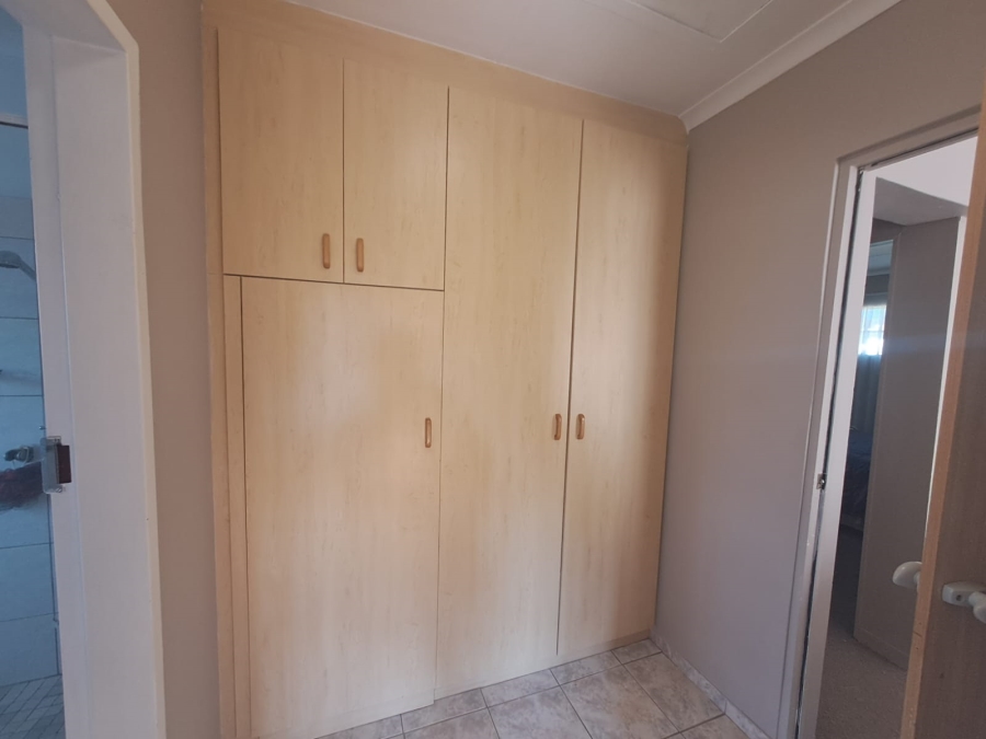 4 Bedroom Property for Sale in Meyerton Central Gauteng