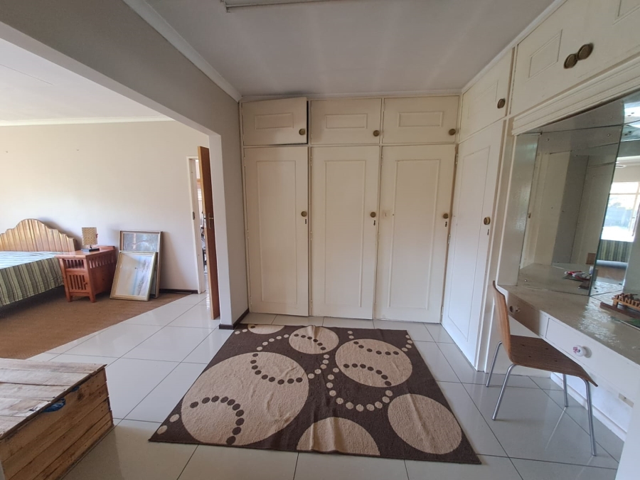 4 Bedroom Property for Sale in Meyerton Central Gauteng