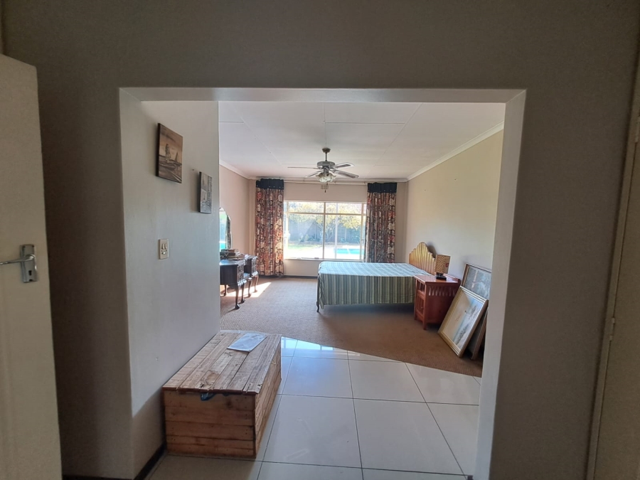 4 Bedroom Property for Sale in Meyerton Central Gauteng