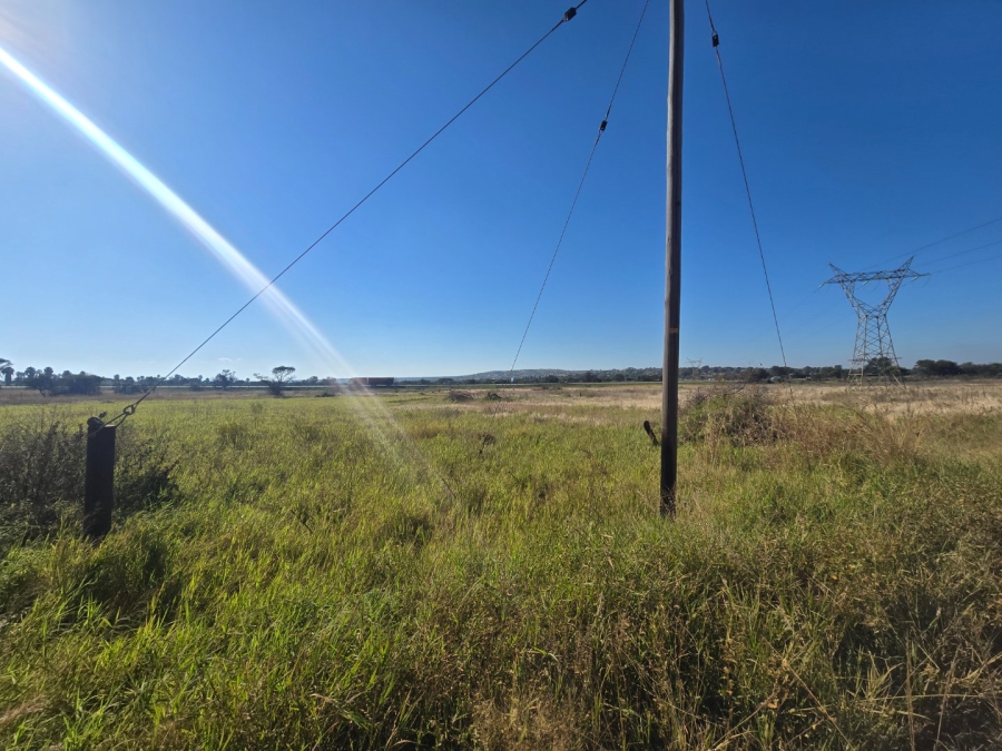 0 Bedroom Property for Sale in Haakdoring Laagte Ah Gauteng