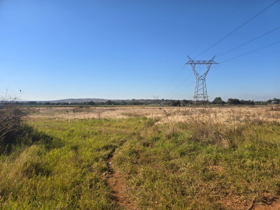 0 Bedroom Property for Sale in Haakdoring Laagte Ah Gauteng