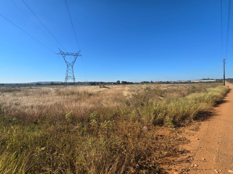 0 Bedroom Property for Sale in Haakdoring Laagte Ah Gauteng