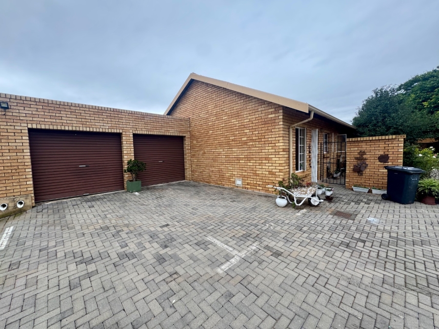 2 Bedroom Property for Sale in Sinoville Gauteng