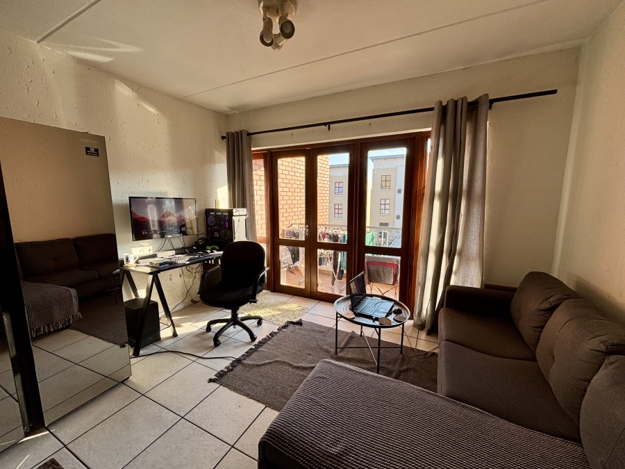 To Let 2 Bedroom Property for Rent in Ferndale Gauteng