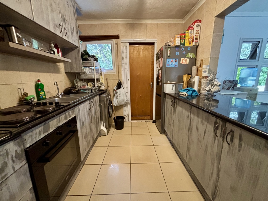 To Let 3 Bedroom Property for Rent in Bromhof Gauteng